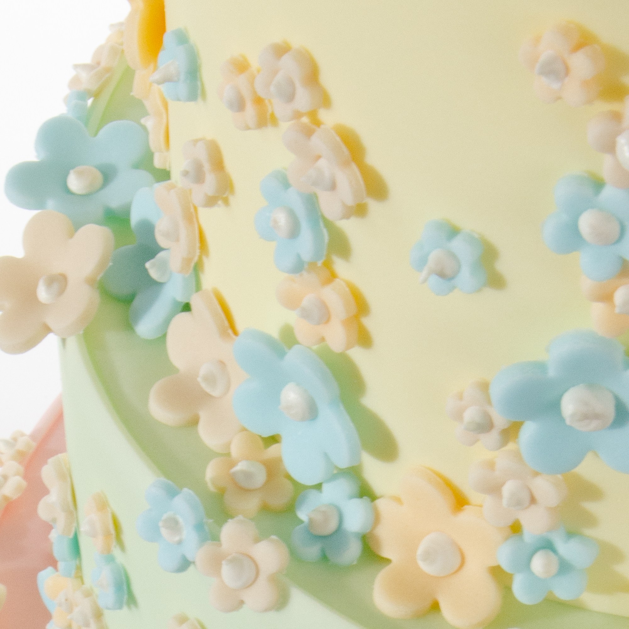 AUSROLLFONDANT "CREMEHELL" HELLBLAU, MIT KAKAOBUTTER AUSROLLFONDANT "CREMEHELL" HELLBLAU, MIT KAKAOBUTTER