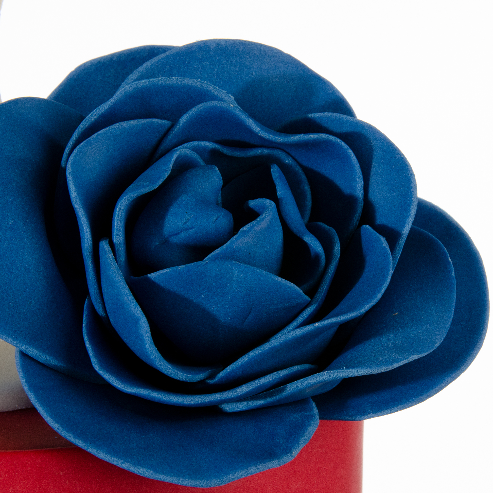 AUSROLLFONDANT "INTENSIV" DUNKELBLAU, MIT KAKAOBUTTER AUSROLLFONDANT "INTENSIV" DUNKELBLAU, MIT KAKAOBUTTER