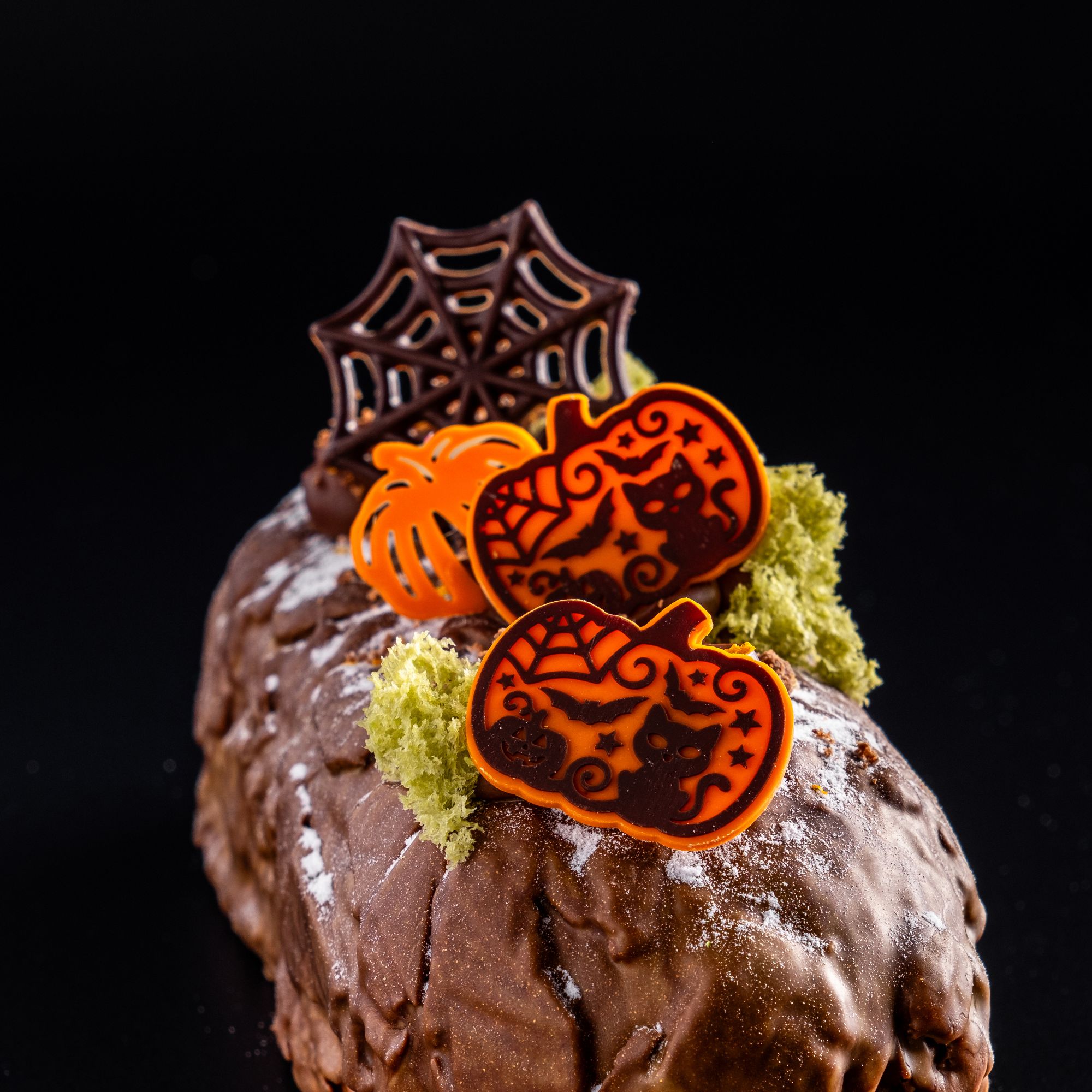 RELIEF HALLOWEEN KÜRBIS AUFLEGER, WEISSE SCHOKOLADE GEFÄRBT