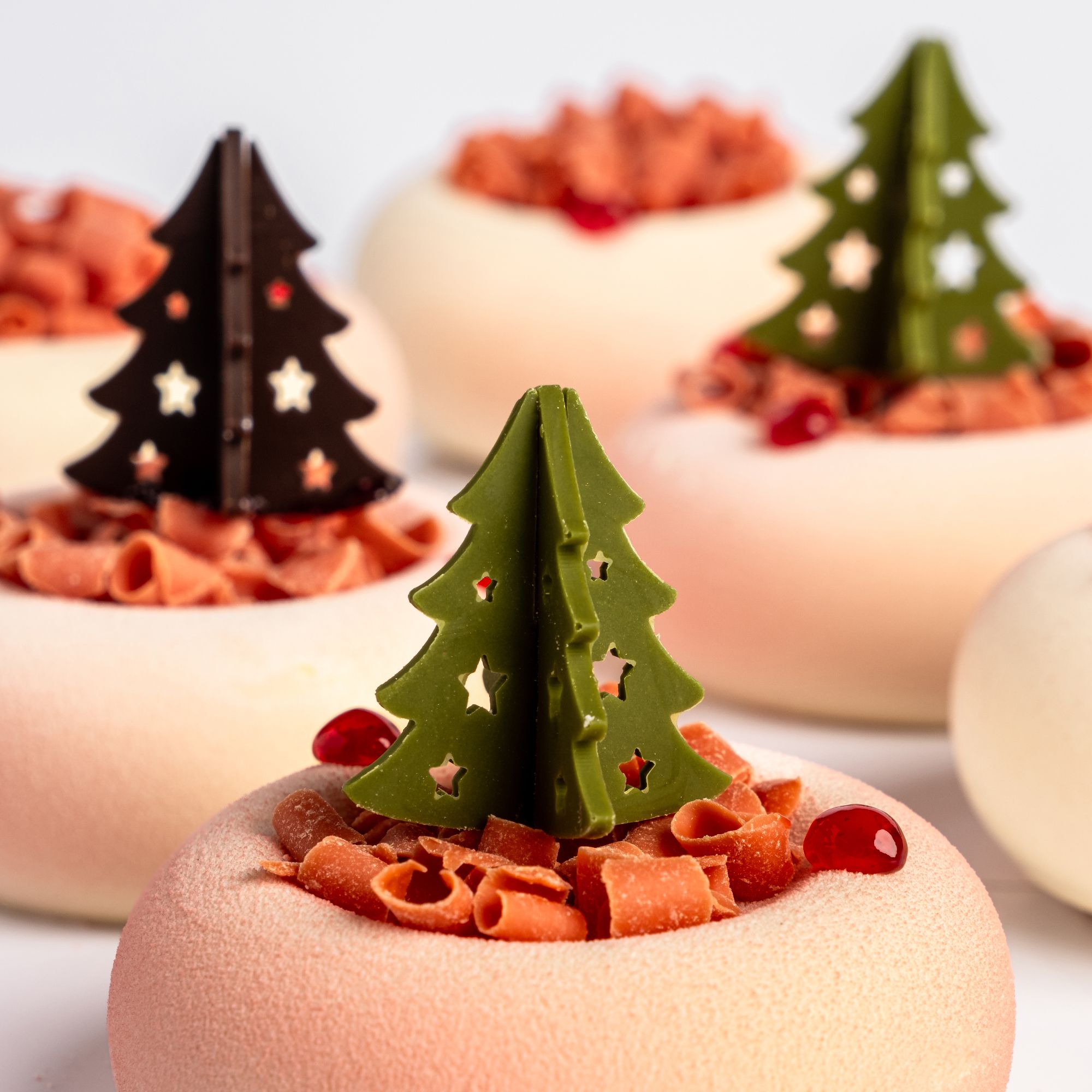 3D WEIHNACHTSBÄUME, WEISSE SCHOKOLADE GEFÄRBT
