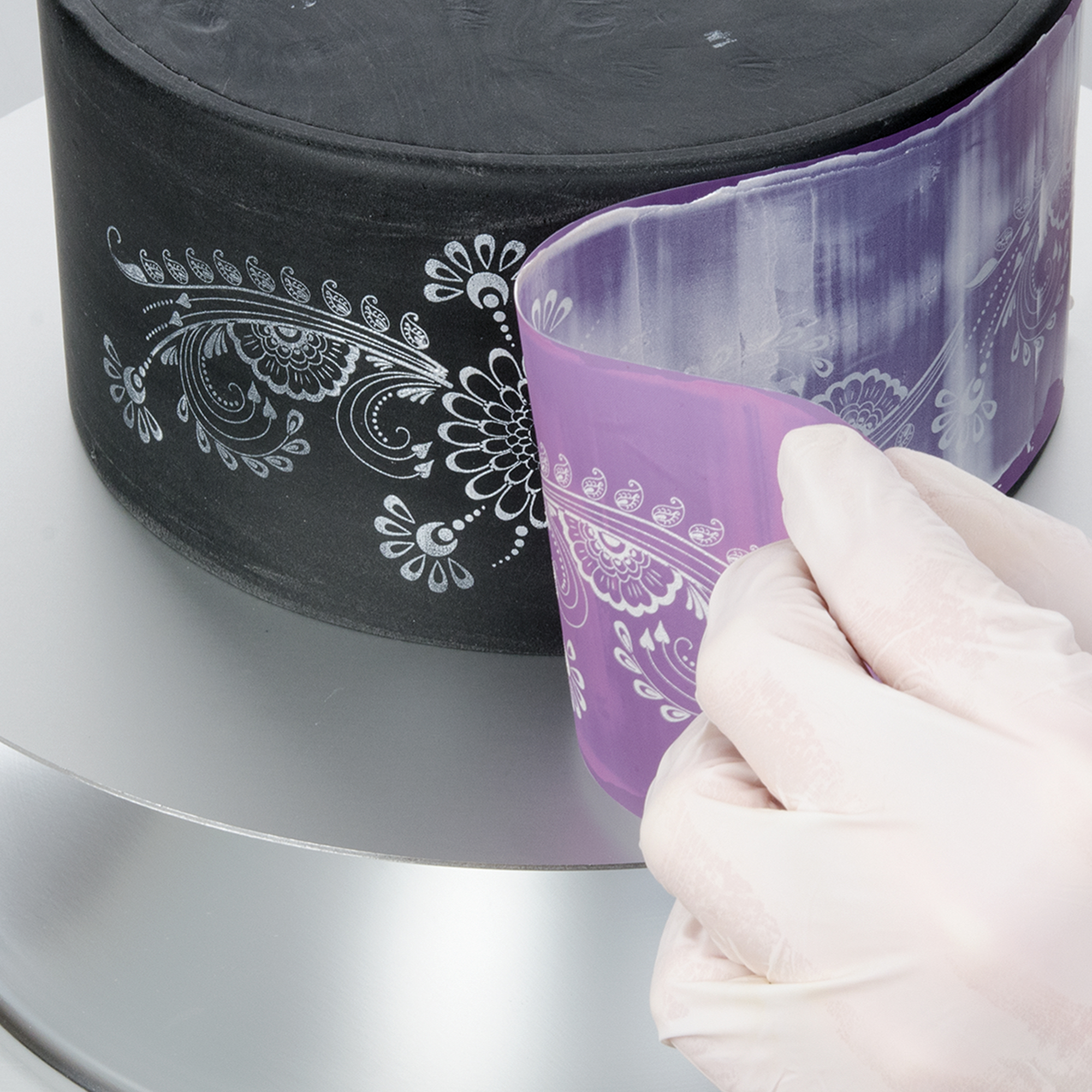 "DAHLIENRANKE" BORDÜRE, TEXTIL SCHABLONE "DAHLIENRANKE" BORDÜRE, TEXTIL SCHABLONE